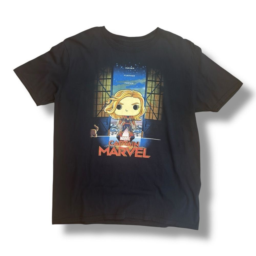 Marvel Black Short Sleeve Tee Funko Pop Design of Captain Marvel Sz L